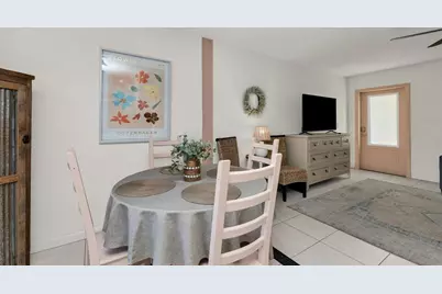 700 W Venice Avenue #206, Venice, FL 34285 - Photo 12
