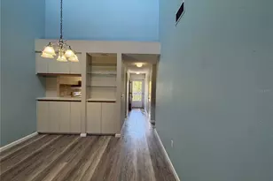 255 Fenwick Dr, Venice, FL 34285 - Photo 8