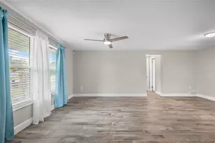 1132 Piedmont Rd, Venice, FL 34293 - Photo 4