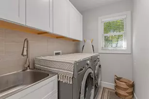 2420 Sheila Ln, North Port, FL 34286 - Photo 30