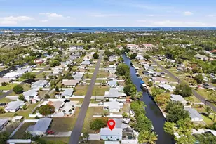 852 E 6th St, Englewood, FL 34223 - Photo 2