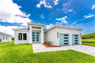 203 Redwood Rd, Rotonda West, FL 33947 - Photo 8