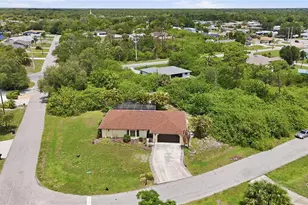 19358 Abhenry Cir, Port Charlotte, FL 33948 - Photo 32
