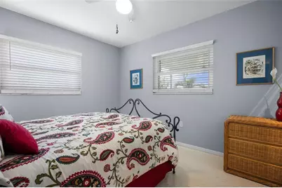 524 S Neponsit Drive, Venice, FL 34293 - Photo 10