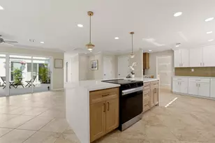 2180 W Dolphin Dr, Englewood, FL 34223 - Photo 24