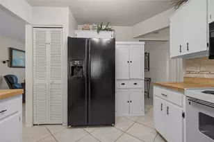 10123 Melanie Ave, Englewood, FL 34224 - Photo 10