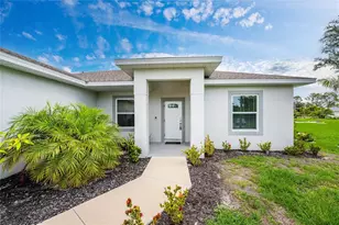 105 Cottage Pl, Rotonda West, FL 33947 - Photo 2