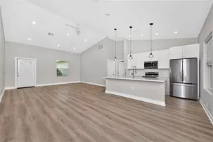 105 Cottage Pl, Rotonda West, FL 33947 - Photo 10