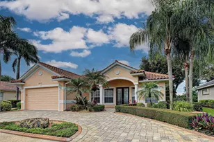5017 Bella Terra Dr, Venice, FL 34293 - Photo 4