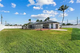 1923 SE 26th St, Cape Coral, FL 33904 - Photo 26