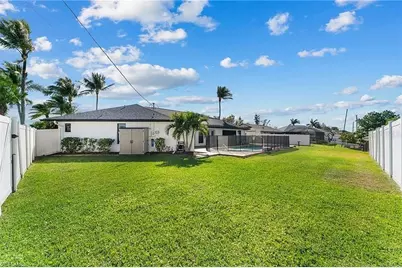 1923 SE 26th Street, Cape Coral, FL 33904 - Photo 16