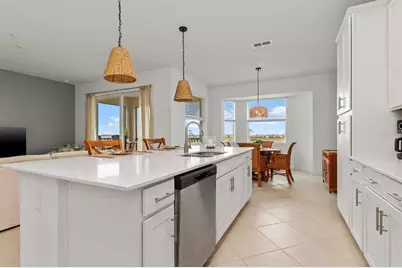 17625 Opal Sand Drive #401, Venice, FL 34293 - Photo 6