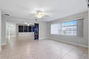 6283 Green View Circle S, Sarasota, FL 34231 - Photo 4
