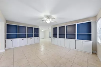 6283 Green View Circle S #102, Sarasota, FL 34231 - Photo 8