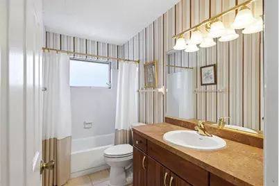 6283 Green View Circle S #102, Sarasota, FL 34231 - Photo 20