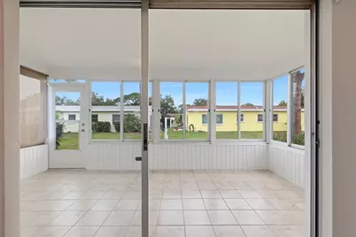 6283 Green View Circle S #102, Sarasota, FL 34231 - Photo 22