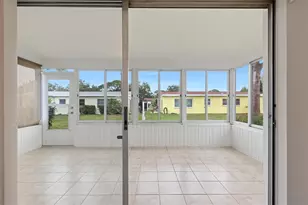 6283 Green View Circle S, Sarasota, FL 34231 - Photo 22
