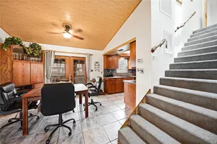 2631 Fiesta Dr, Venice, FL 34293 - Photo 10