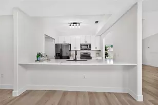 264 Periwinkle Rd, Venice, FL 34293 - Photo 24