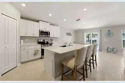113 Leisure Place, Rotonda West, FL 33947 - Photo 12