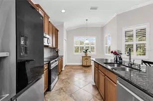 2205 Terracina Dr, Venice, FL 34292 - Photo 16