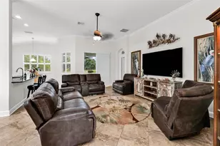 2205 Terracina Dr, Venice, FL 34292 - Photo 8