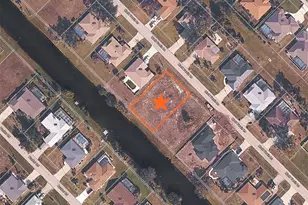 224 Mark Twain Ln, Rotonda West, FL 33947 - Photo 1