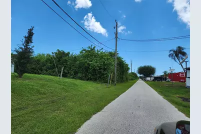 11256 Pendleton Avenue, Englewood, FL 34224 - Photo 22