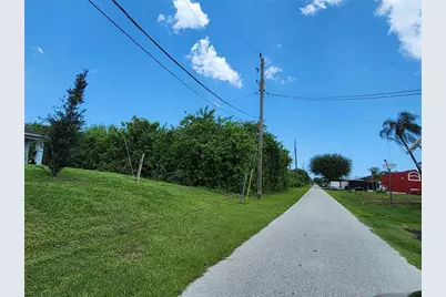 11256 Pendleton Avenue, Englewood, FL 34224 - Photo 20