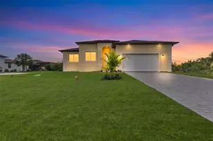 15419 Seafoam Cir, Port Charlotte, FL 33981 - Photo 1