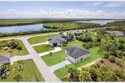 15419 Seafoam Circle, Port Charlotte, FL 33981 - Photo 2