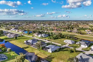 25 Fairway Rd, Rotonda West, FL 33947 - Photo 38