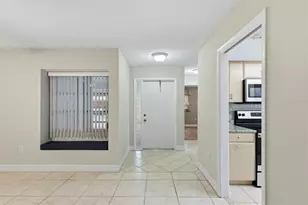 6283 S Green View Circle, Sarasota, FL 34231 - Photo 2