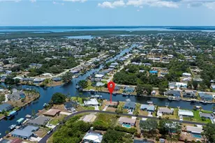 18451 Goodman Cir, Port Charlotte, FL 33948 - Photo 8