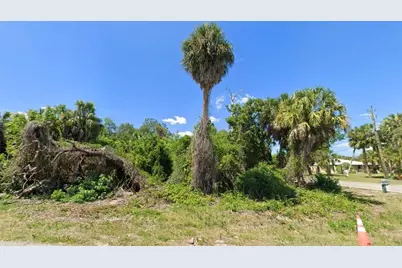 18504 Yarbrough Avenue, Port Charlotte, FL 33948 - Photo 2