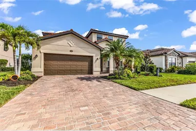13682 Vancanza Drive, Venice, FL 34293 - Photo 4