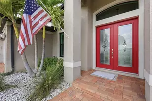 9404 Spring Cir, Port Charlotte, FL 33981 - Photo 2