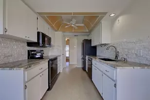 412 Pine Tree Terrace, Venice, FL 34293 - Photo 18