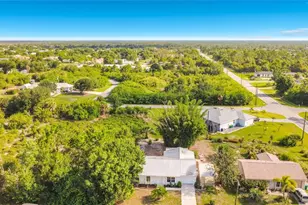 11256 Chalet Ave, Englewood, FL 34224 - Photo 4