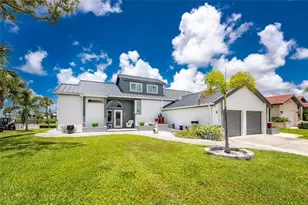 1013 Bay Harbor Dr, Englewood, FL 34224 - Photo 2