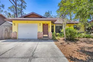 521 Artists Ave, Englewood, FL 34223 - Photo 6