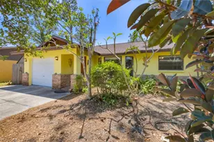 521 Artists Ave, Englewood, FL 34223 - Photo 8