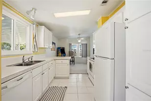 27 Turtle Bay Cir, Englewood, FL 34224 - Photo 10