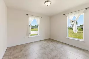191 W Pine Valley Ln, Rotonda West, FL 33947 - Photo 18
