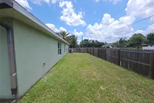 2289 Hattie Ct, North Port, FL 34288 - Photo 32