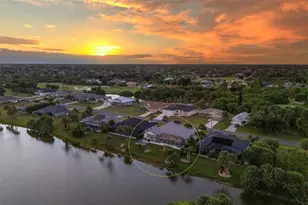 50 Long Meadow Pl, Rotonda West, FL 33947 - Photo 4