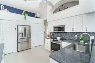 50 Long Meadow Pl, Rotonda West, FL 33947 - Photo 18