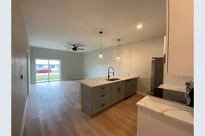 10524 Pendleton Avenue, Englewood, FL 34224 - Photo 4