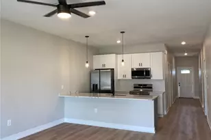 10524 Pendleton Ave, Englewood, FL 34224 - Photo 2