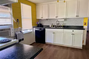 2178 7th St, Sarasota, FL 34237 - Photo 14